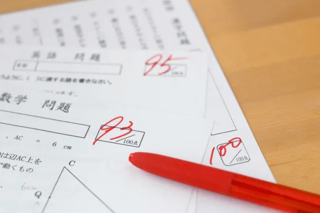 期末テスト対策はいつから始めるべき？副教科も高得点がとれる勉強法を解説